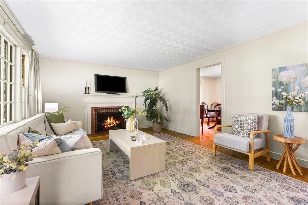 Photo of 24 Meadow Brook Lane