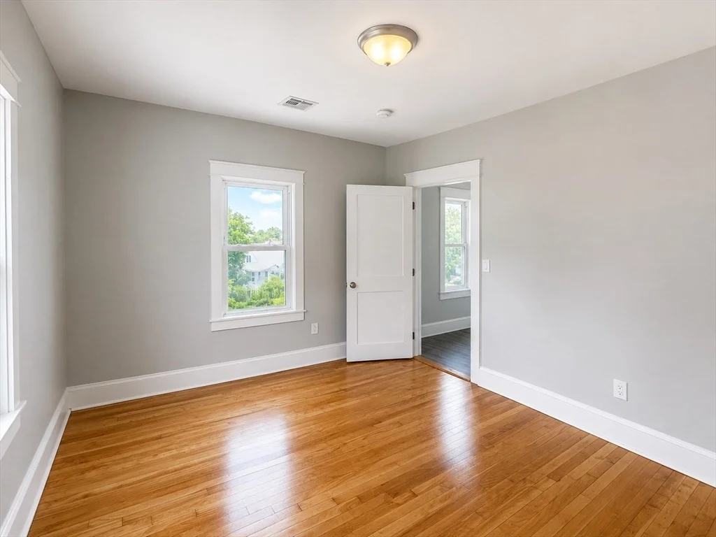 Photo of 18 Caprera Rd