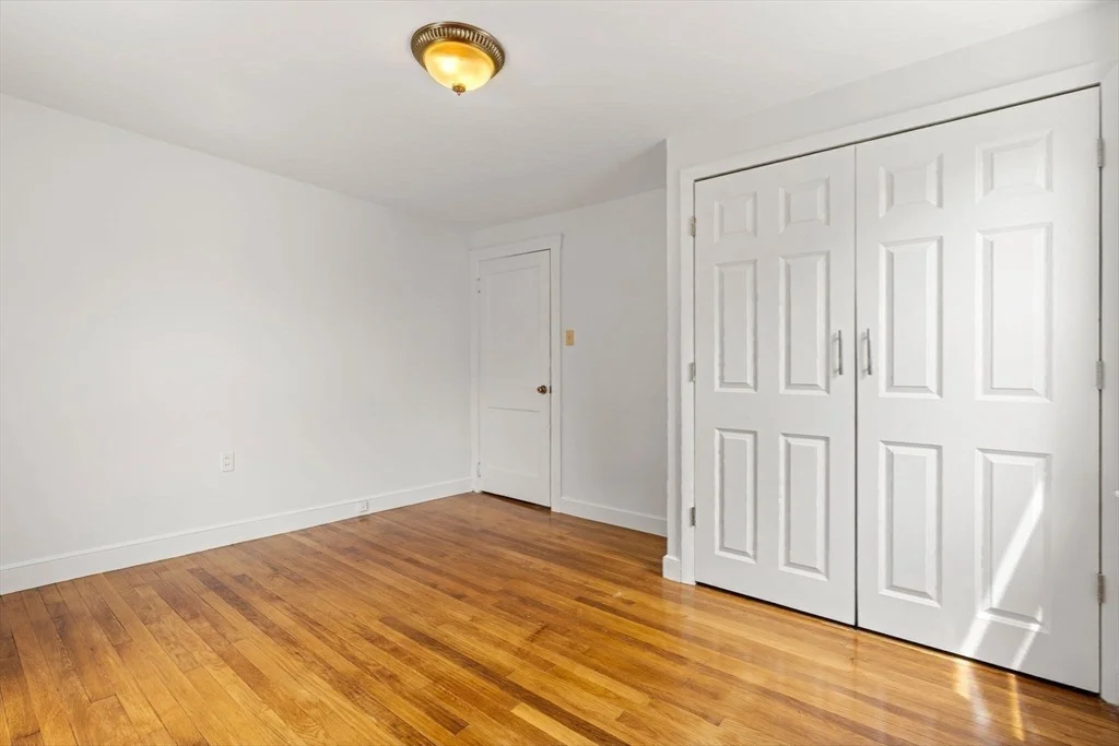 Photo of 13 Munroe Ave