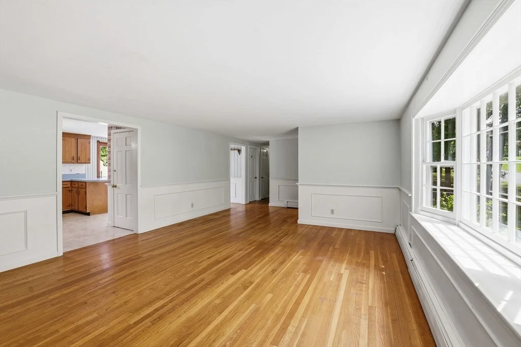 Photo of 1 Aspen Rd