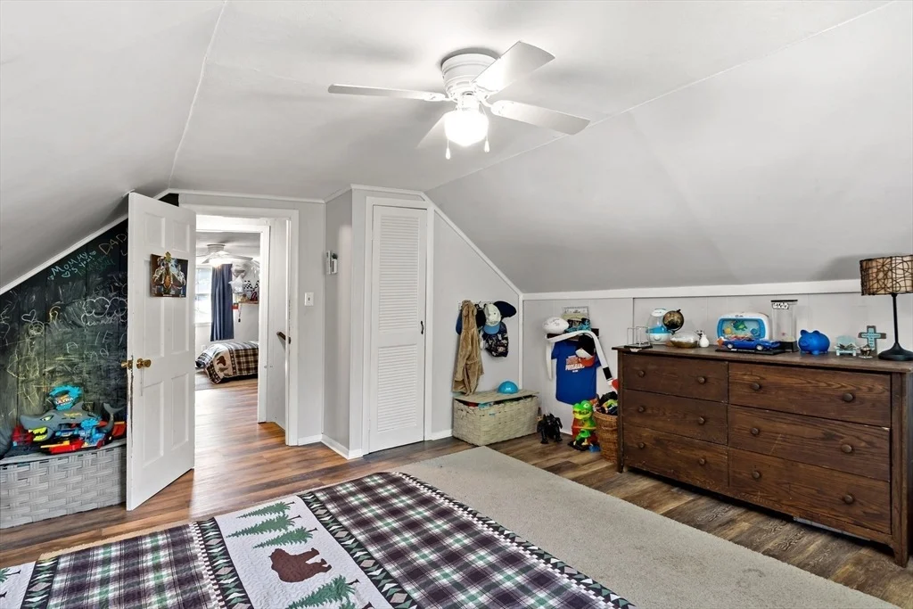 Photo of 80 Briggs Ln