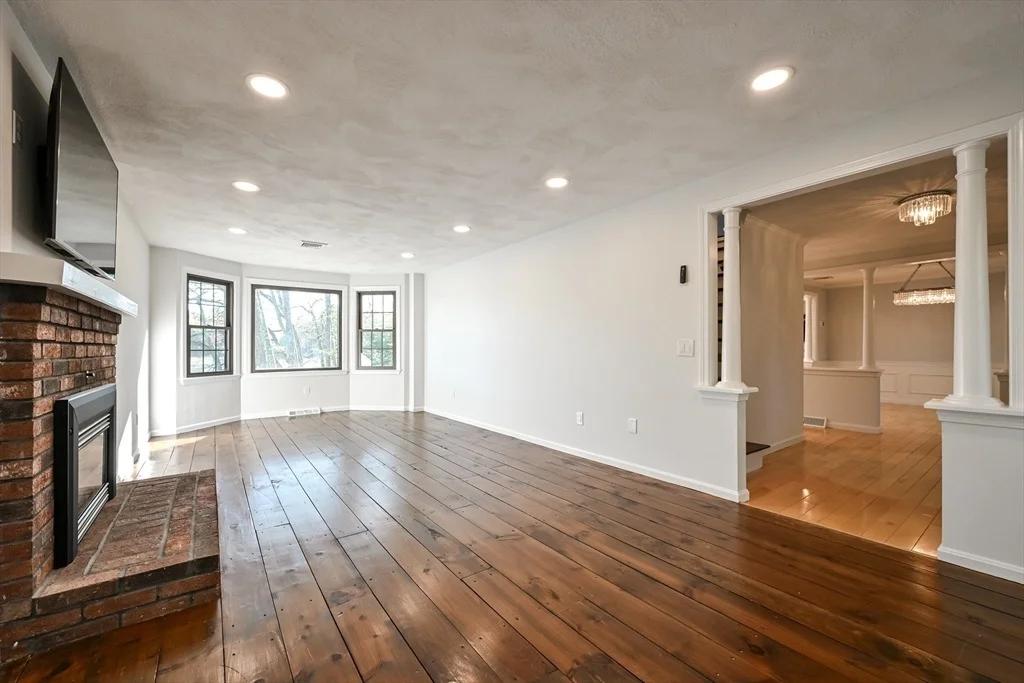 Photo of 15 Edwards Rd