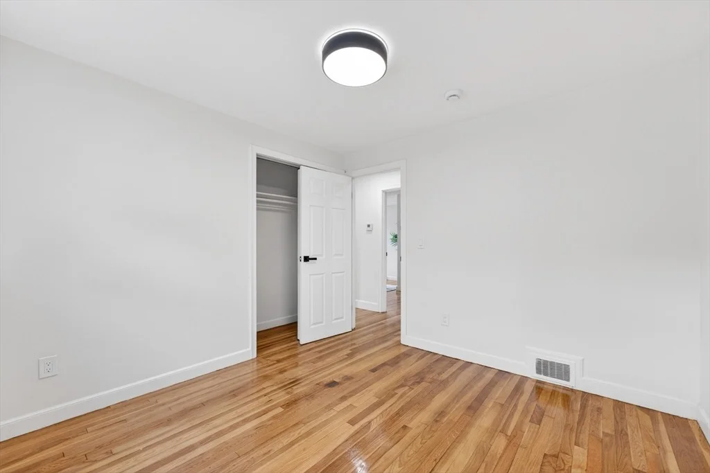 Photo of 6 Sunset Dr