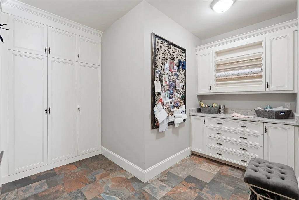 Photo of 9 Ross Ln