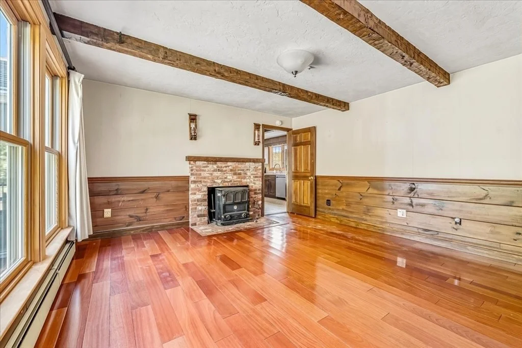 Photo of 210 Causeway Street