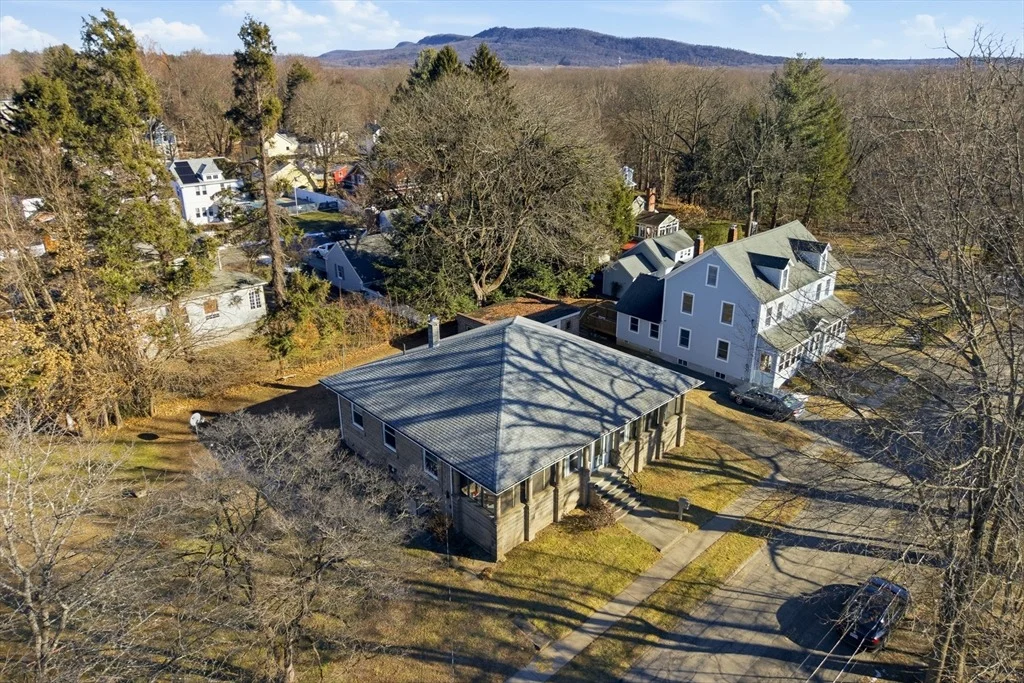 Photo of 18 Cedar St