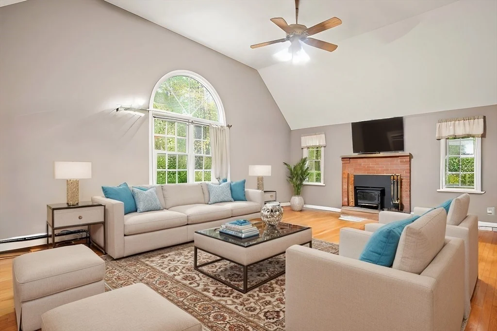 Photo of 6 Gates Farm Circle
