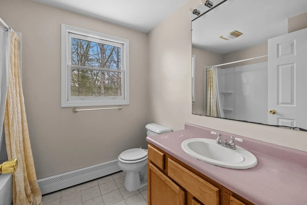Photo of 220 Alana Dr