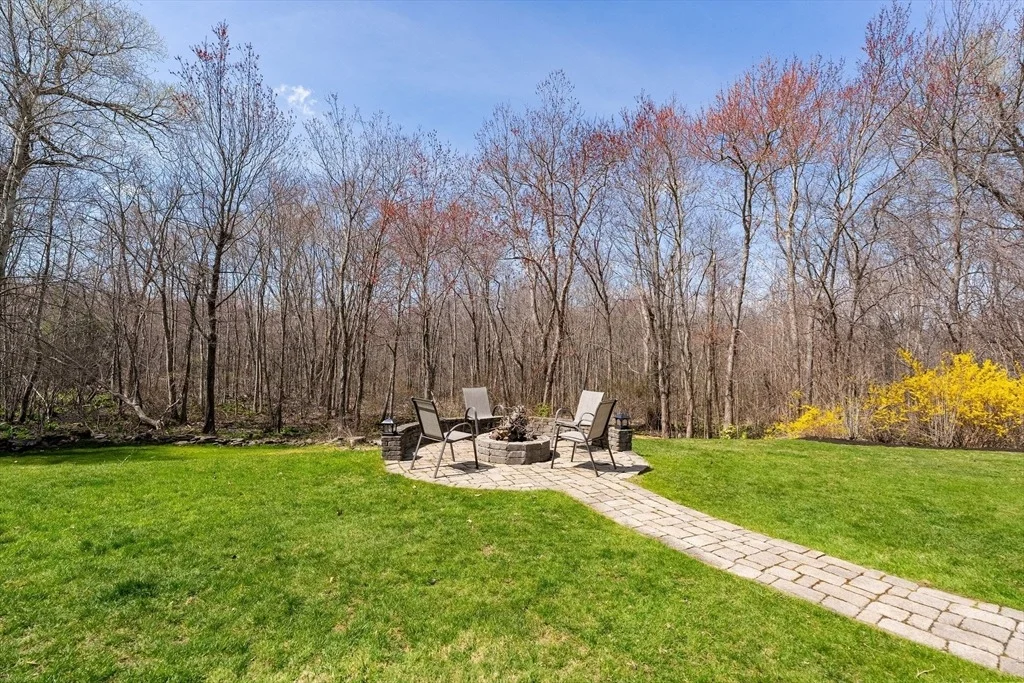 Photo of 5 Mark Ln
