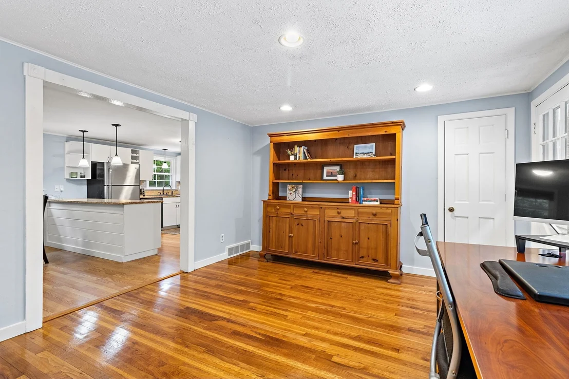 Photo of 266 Harvard Road