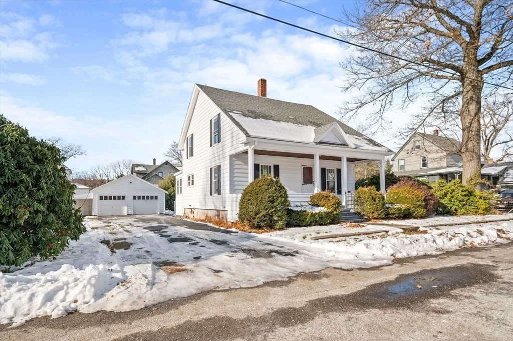 Photo of 5 Lombard Ave
