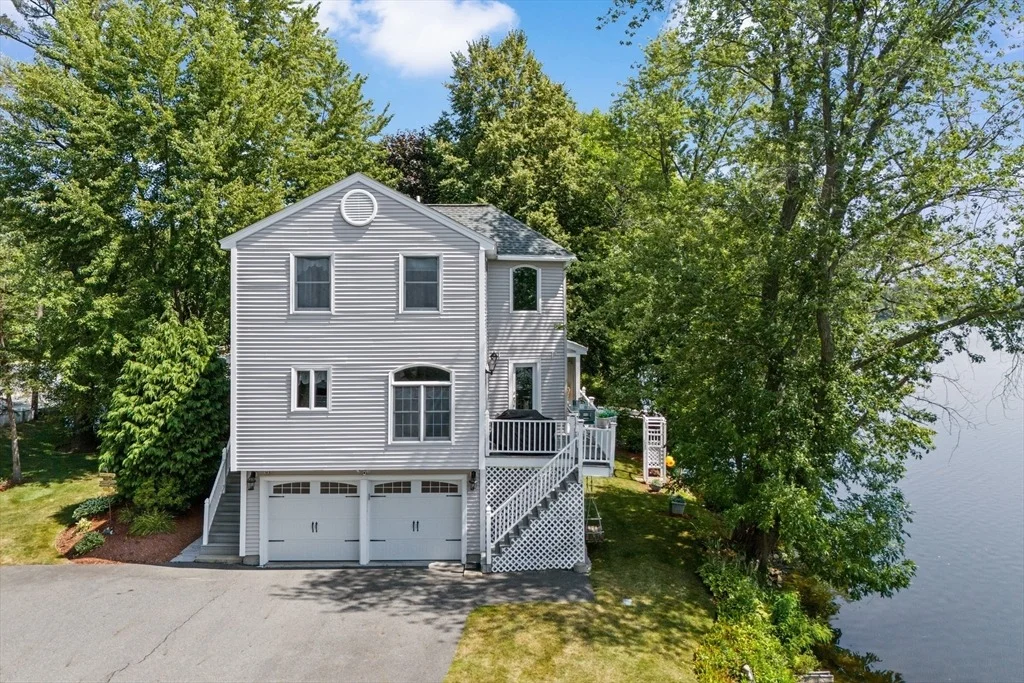 Photo of 492 Lowell St
