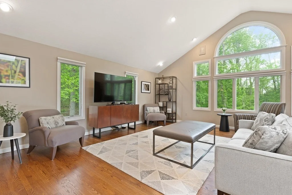 Photo of 53 Hollytree Rd