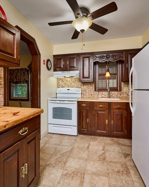 Photo of 238 Dox Rd