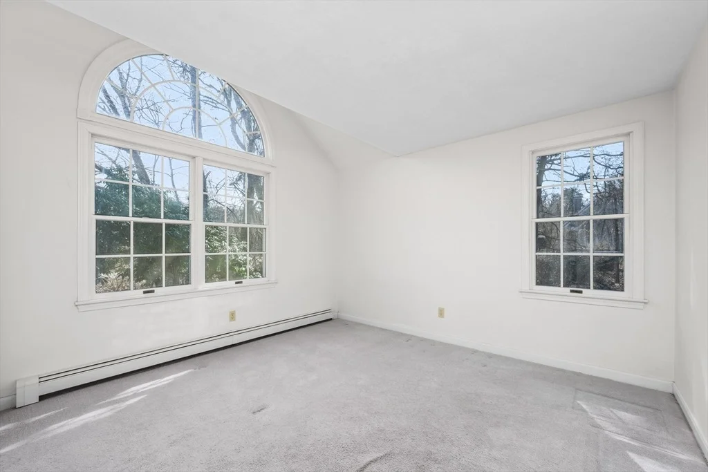 Photo of 193 Yankee Dr