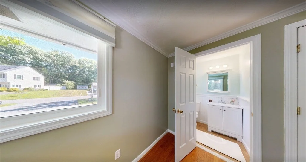 Photo of 22 Corrine Dr