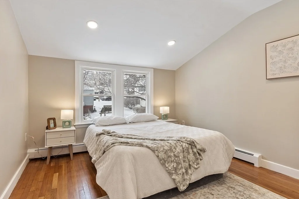 Photo of 130 Beverly Rd