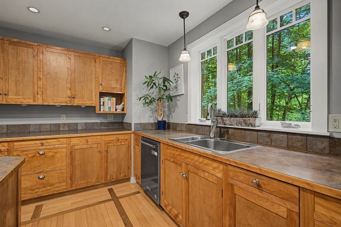 Photo of 719 Park Hill Road