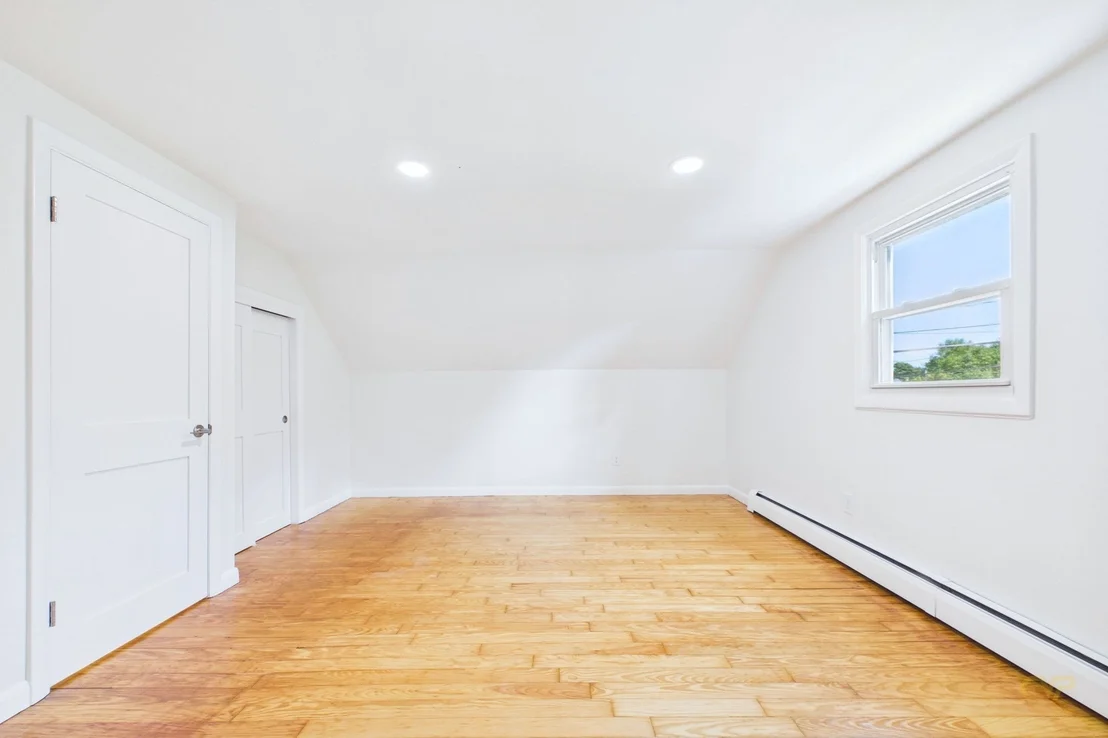 Photo of 22 Myrtle Ave