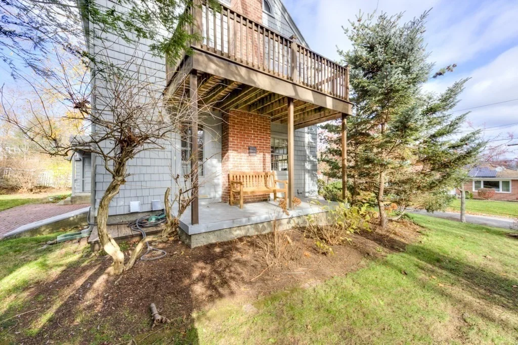Photo of 120 Bay State Road