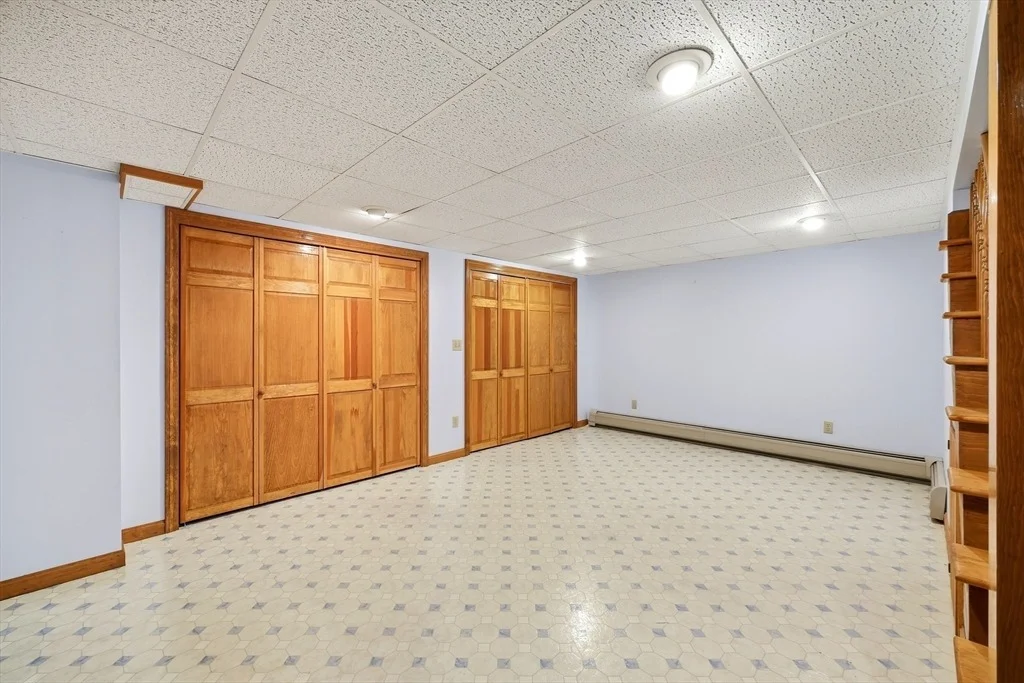 Photo of 15 Tiffany Lane