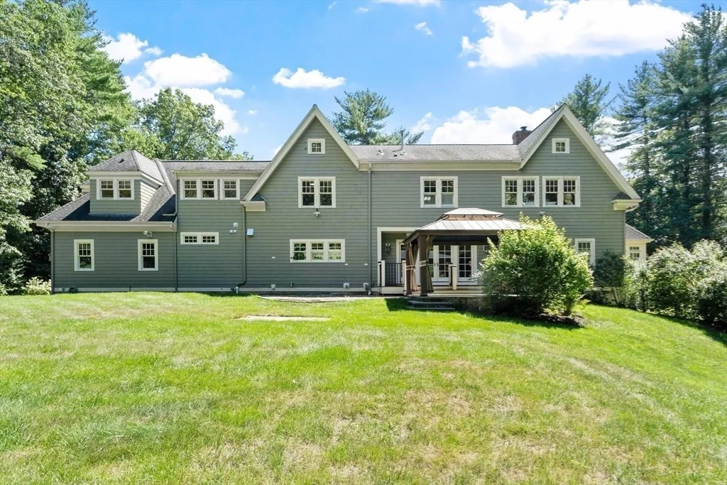 Photo of 64 Tanglewood Way