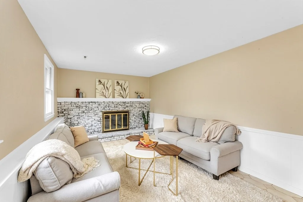 Photo of 61 Cynthia Rd