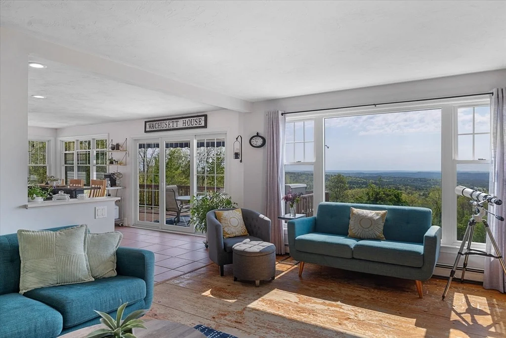 Photo of 152 Mountain Rd