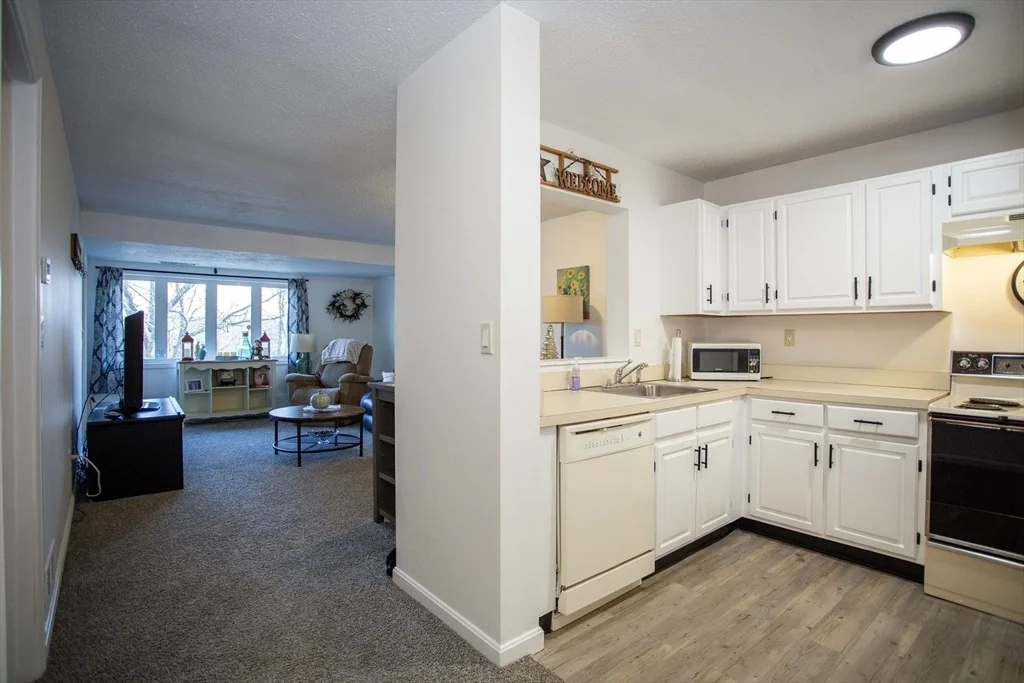 Photo of Unit 310 at 500 Colonial Drive