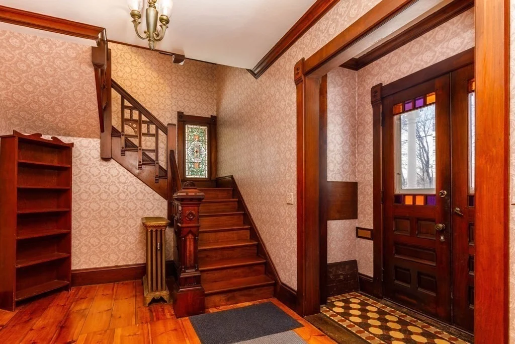 Photo of 196 Chestnut Street