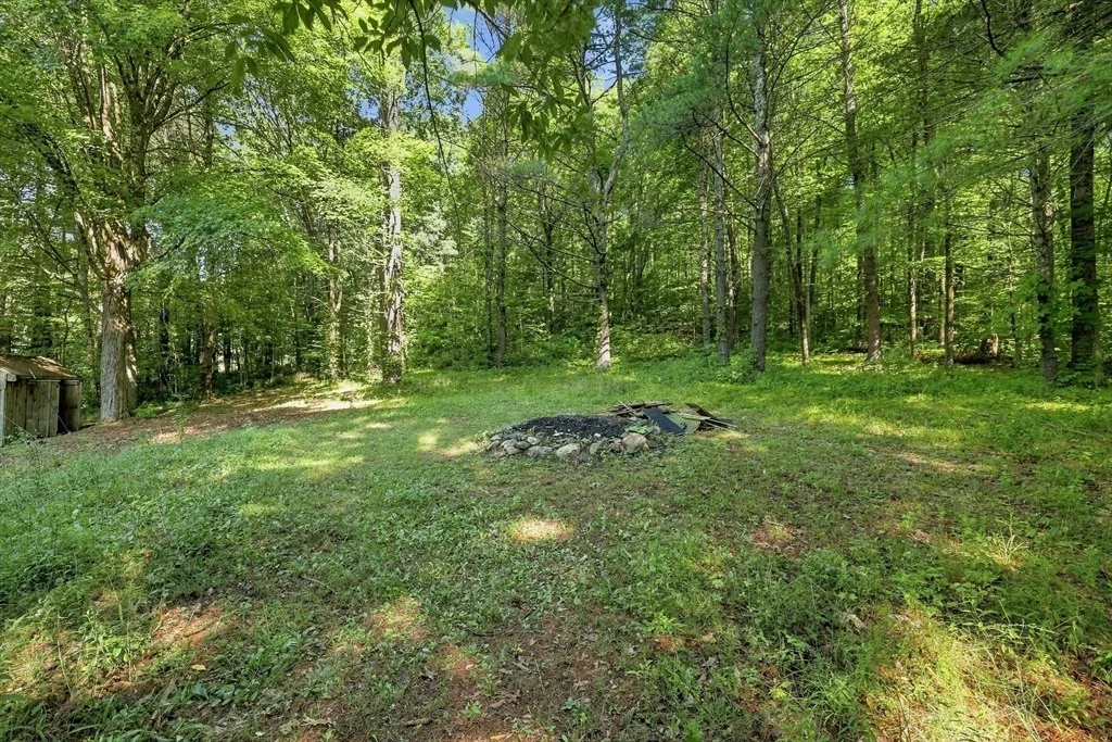 Photo of 93 Leno Rd