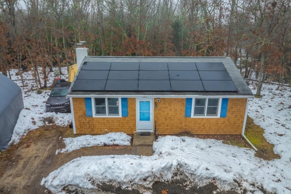 Photo of 244 Wakeby Rd