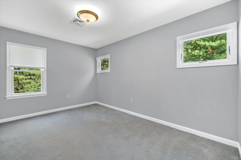 Photo of 6 Macalister Dr