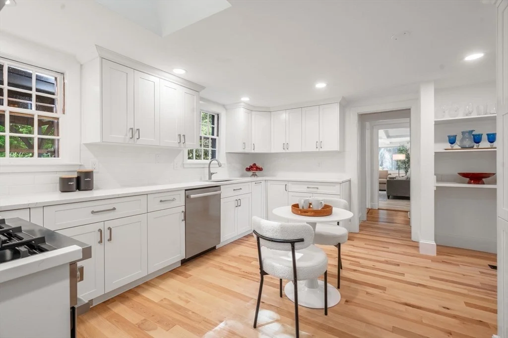 Photo of 25 Chestnut Hill Rd
