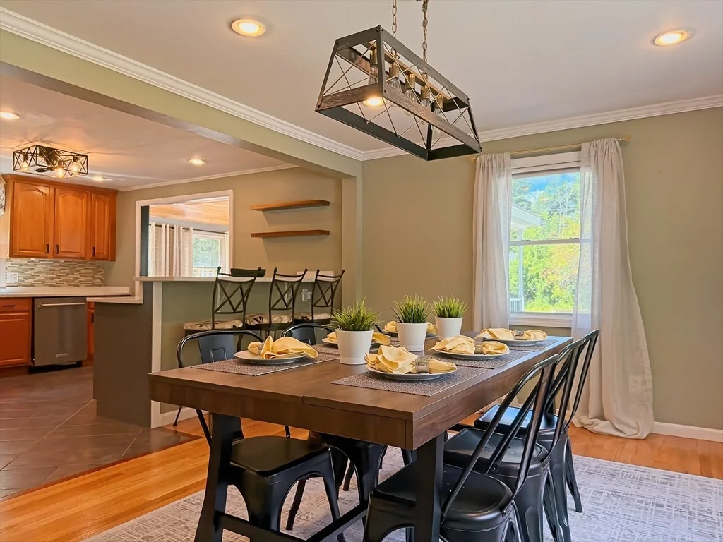Photo of 476 Pelham Rd