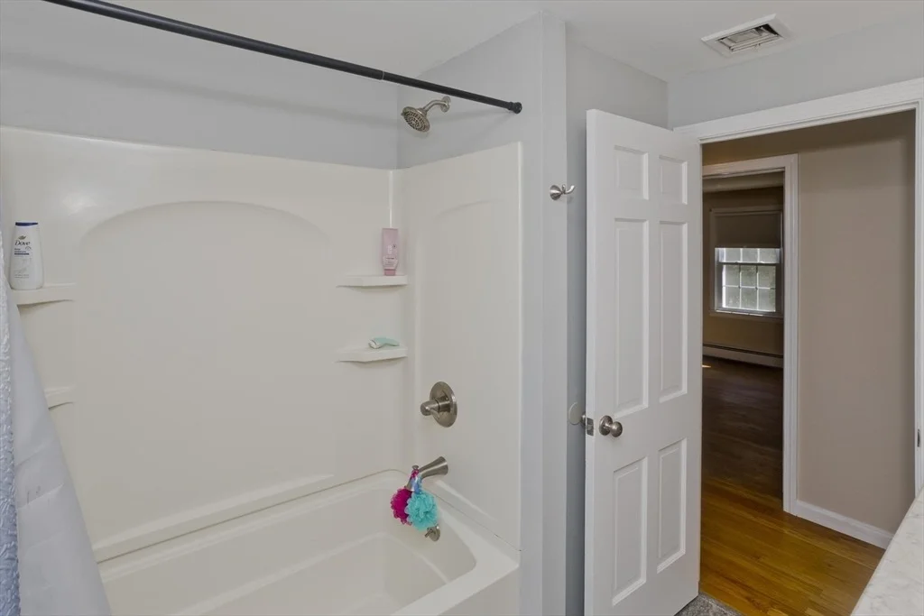 Photo of 6 Joan St