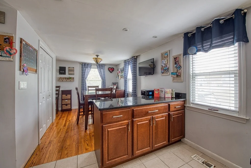 Photo of 15 Jefferson Rd