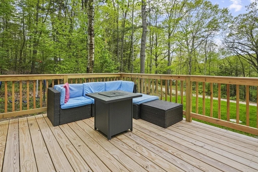 Photo of 91 Deer Bay Rd