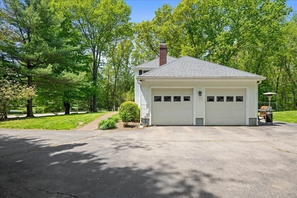 Photo of 6 Teresa Cir