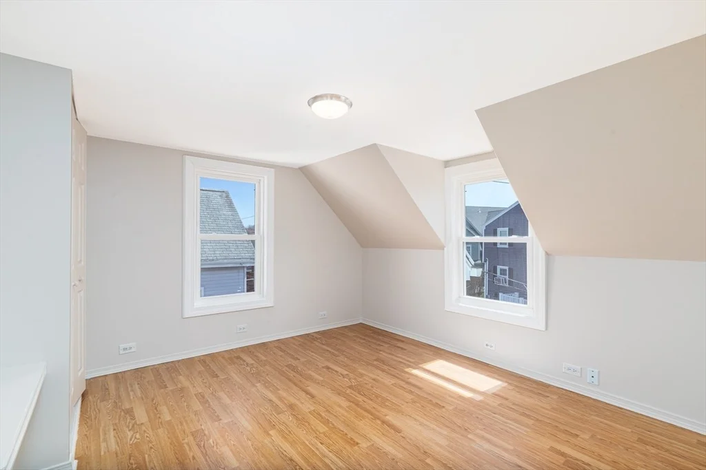 Photo of 60 Roy St