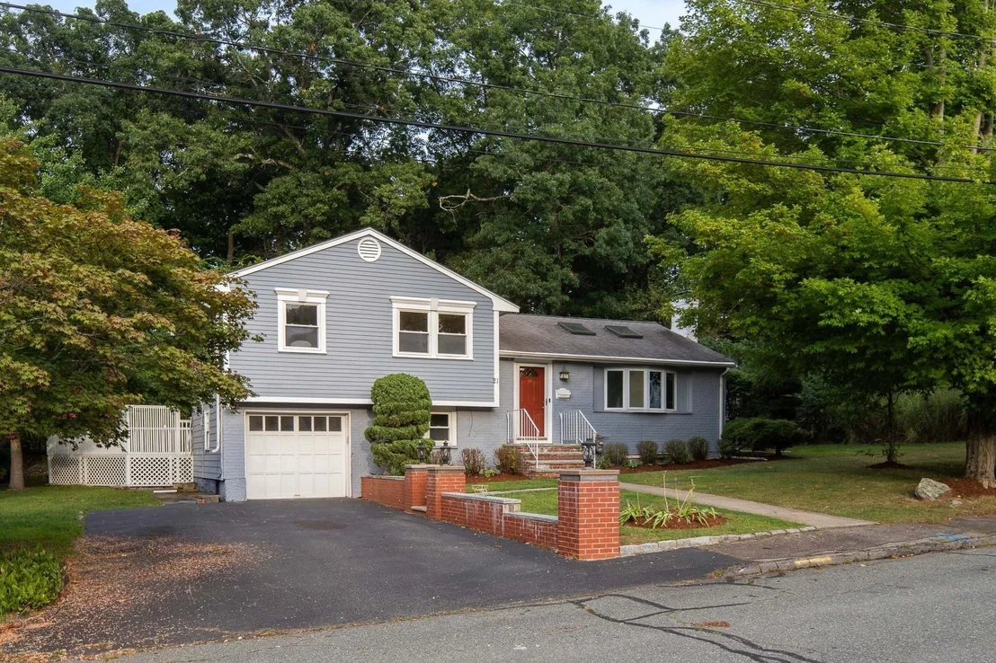Photo of 21 Turner Dr