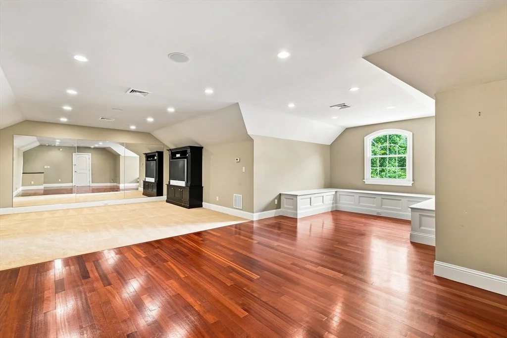 Photo of 21 Douglas Road