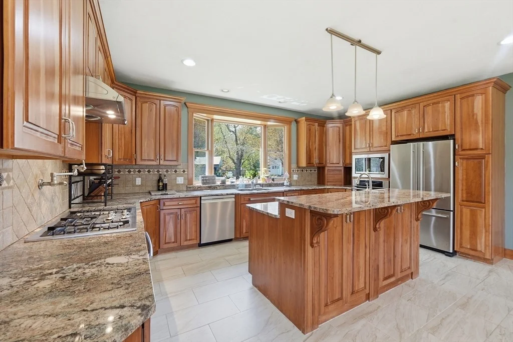 Photo of 269 Harvard Rd