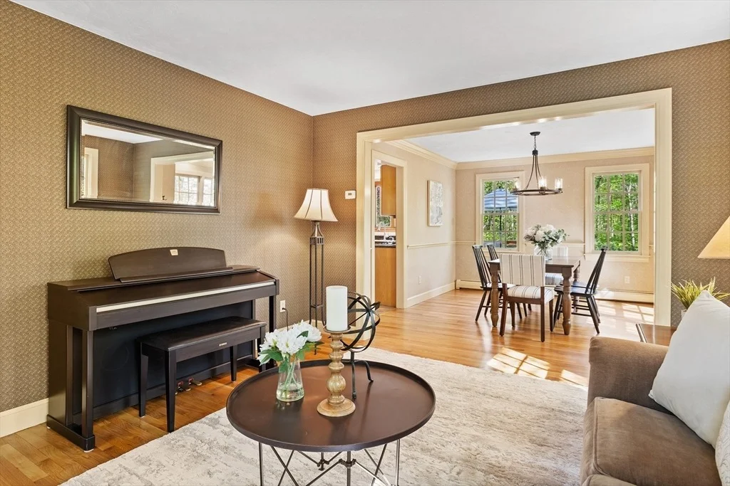 Photo of 825 Brockelman Rd