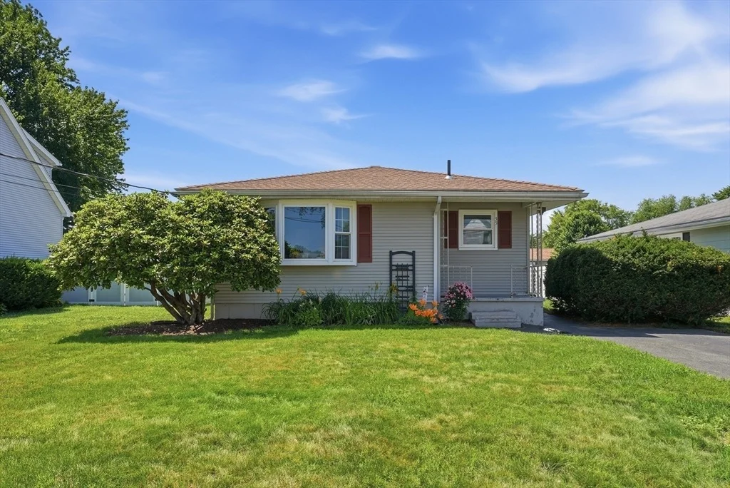 Photo of 35 Beaumont Ave