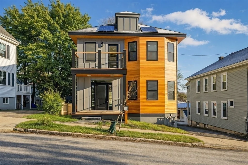 Photo of 7 Park Ave Ext