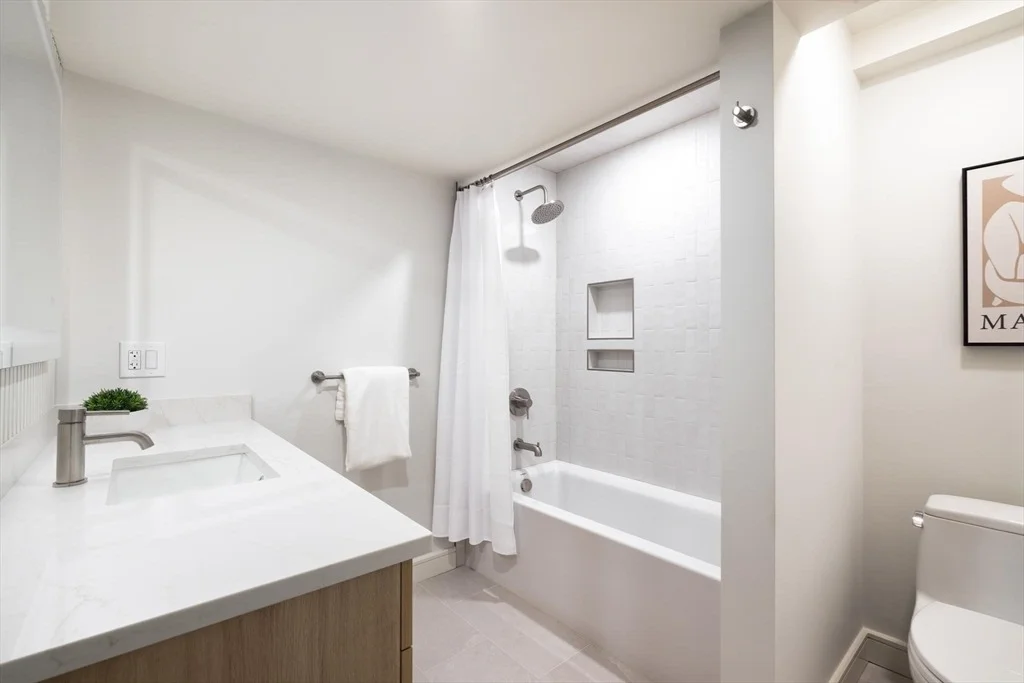 Photo of Unit 1 at 21 Kent Square