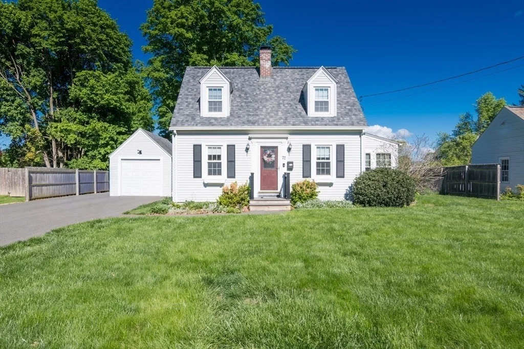 Photo of 77 Lindbergh Blvd