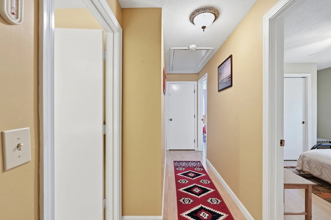 Photo of 937 Harwich Rd