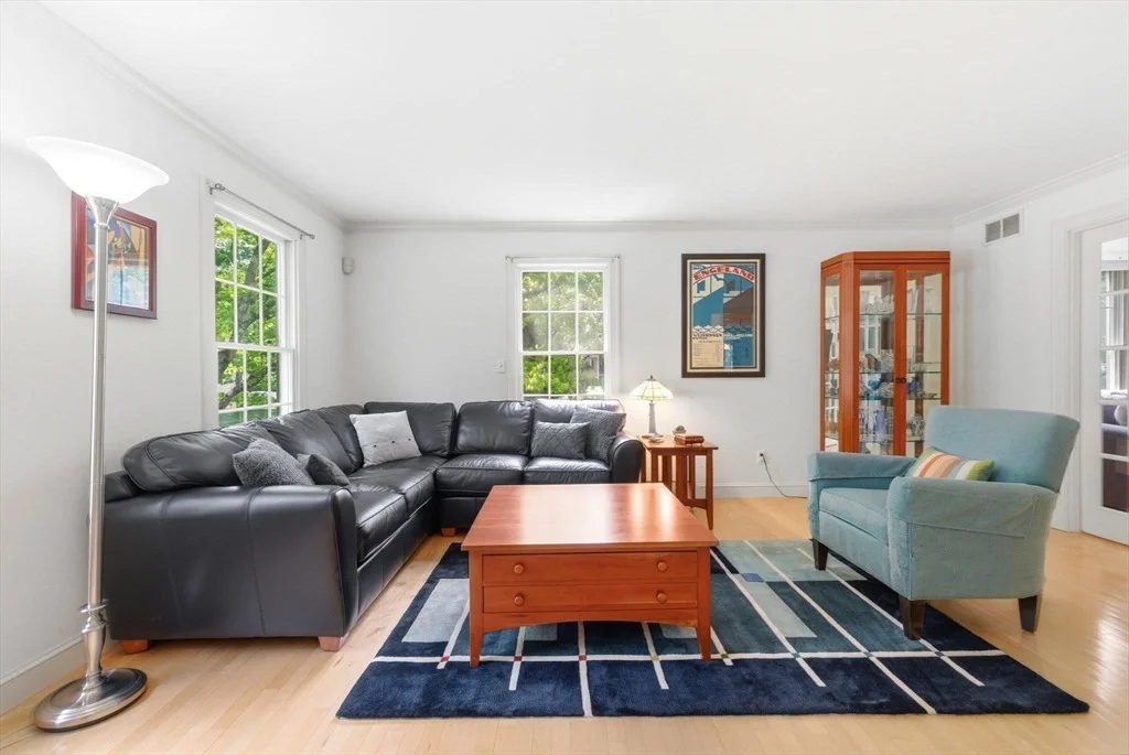 Photo of 2 Laurel Street